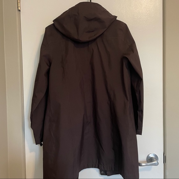 L.L. Bean Women’s Long Rain Coat - Picture 7 of 8